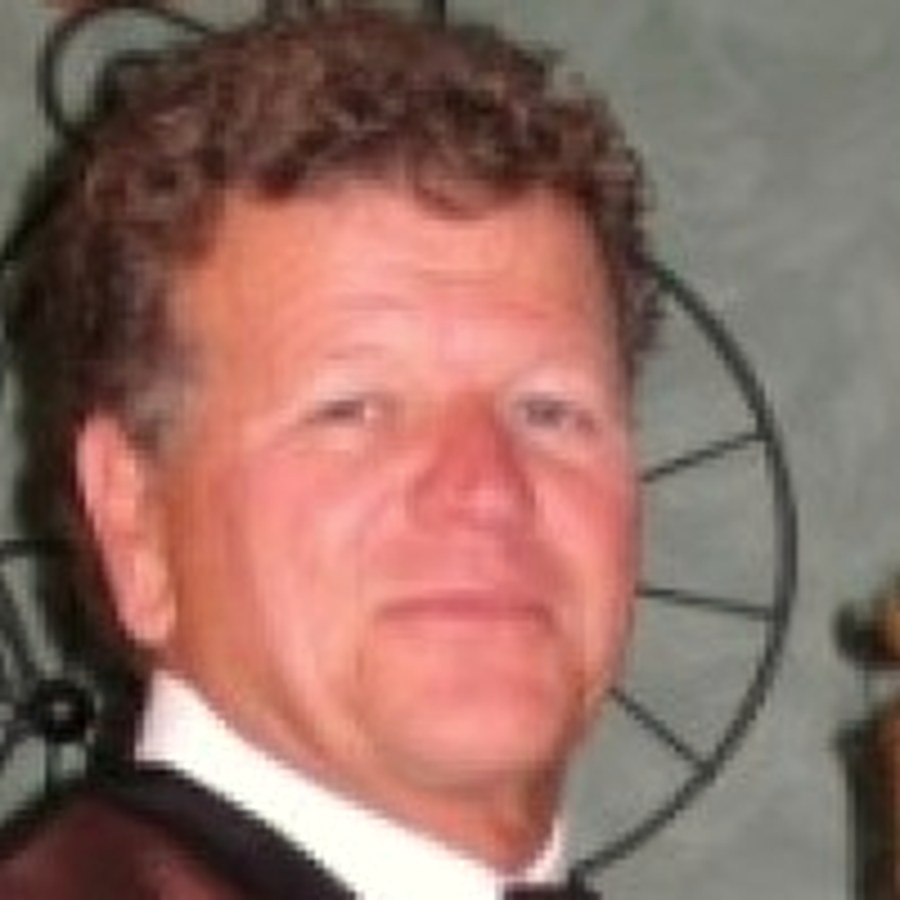 Dennis Austin